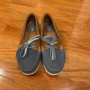 Clarks Artisan Cliffrose Boat Shoes in Blue